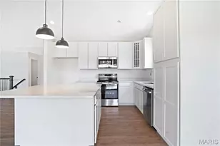 4921 Nadine Ln, Saint Louis, MO 63129 - Photo 7