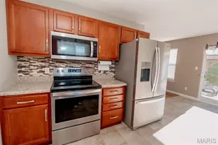 1007 San Luis Dr, Fenton, MO 63026 - Photo 11