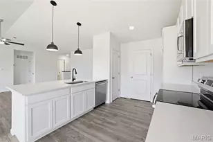 1649 Winding Mdws Dr, Fenton, MO 63026 - Photo 11