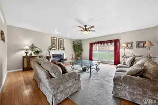 1202 Highland Cir Dr, Wentzville, MO 63385 - Photo 5