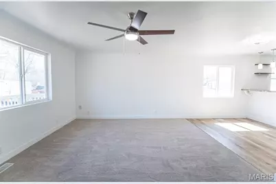 704 S Taylor Avenue, New Melle, MO 65013 - Photo 3