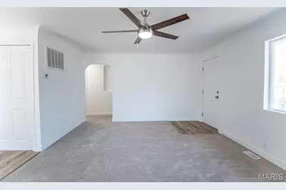 704 S Taylor Avenue, New Melle, MO 65013 - Photo 5