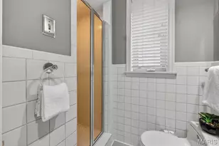 7508 York Dr, Saint Louis, MO 63105 - Photo 19