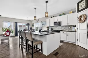 527 Columbia Downs, Lake Saint Louis, MO 63367 - Photo 5