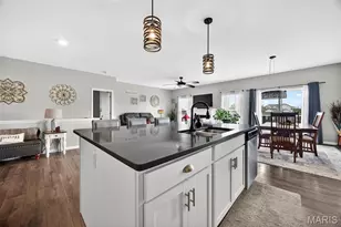 527 Columbia Downs, Lake Saint Louis, MO 63367 - Photo 9