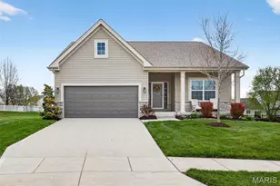 527 Columbia Downs, Lake Saint Louis, MO 63367 - Photo 1