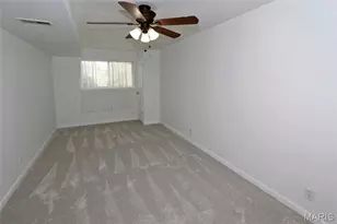 4926 Hurstborough Ct, Hazelwood, MO 63042 - Photo 17