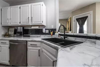 1870 Charleston Estates Drive, Saint Louis, MO 63031 - Photo 27