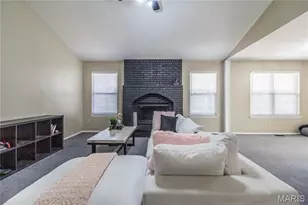 1870 Charleston Estates Dr, Saint Louis, MO 63031 - Photo 15