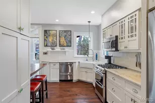 8027 Teasdale Ave, University City, MO 63130 - Photo 17