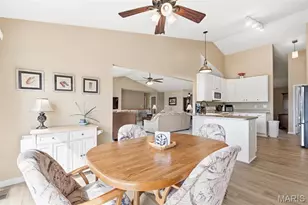 1412 Highland Park Ct, Wentzville, MO 63385 - Photo 13