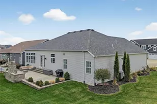 101 Far Meadow Dr, Lake Saint Louis, MO 63367 - Photo 25