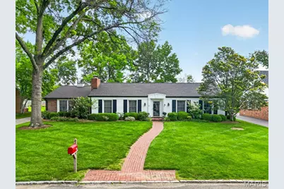 26 Narragansett Drive, Ladue, MO 63124 - Photo 1
