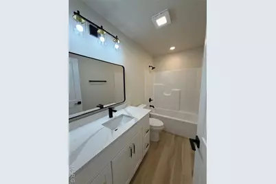 5722 Brady Rd, Hannibal, MO 63401 - Photo 11