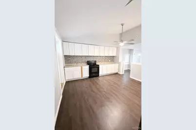 3678 Elsa Avenue, Saint Ann, MO 63074 - Photo 3