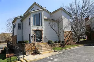 1033 Wilton Royal Dr, Creve Coeur, MO 63146 - Photo 31