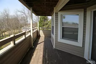 1033 Wilton Royal Dr, Creve Coeur, MO 63146 - Photo 27