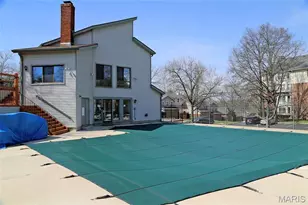 1033 Wilton Royal Dr, Creve Coeur, MO 63146 - Photo 35