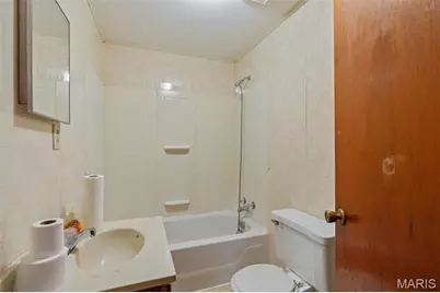 1149 Elm Tree Court, Unincorporated, MO 63077 - Photo 9