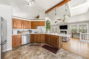 118 Walnut Hill Dr, Saint Charles, MO 63304 - Photo 9