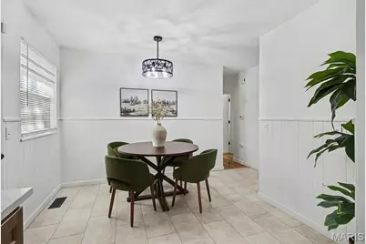 4384 Remus Drive, Florissant, MO 63033 - Photo 5