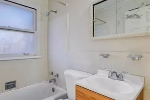 9014 Ellison Dr, Jennings, MO 63136 - Photo 29