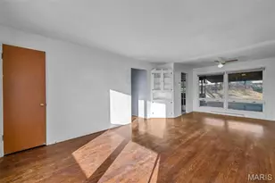 9014 Ellison Dr, Jennings, MO 63136 - Photo 9