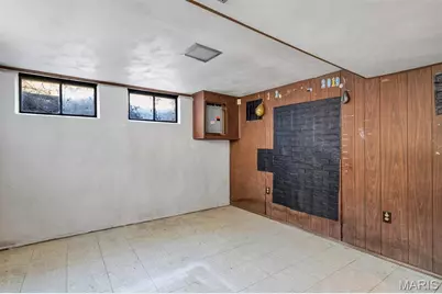 9014 Ellison Drive, Jennings, MO 63136 - Photo 31