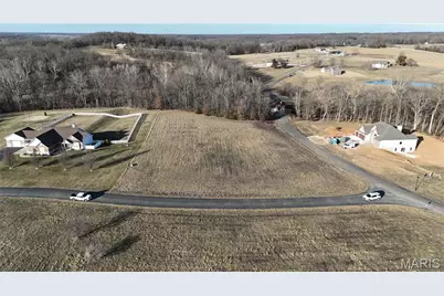 5 Seabiscuit Drive, Troy, MO 63379 - Photo 1