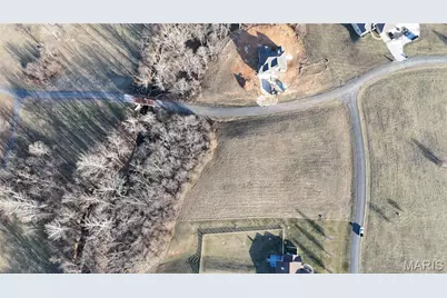 5 Seabiscuit Drive, Troy, MO 63379 - Photo 7