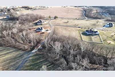 5 Seabiscuit Drive, Troy, MO 63379 - Photo 5