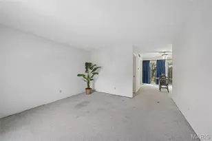 140 Burtonwood Dr, Ballwin, MO 63011 - Photo 3