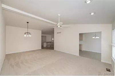 93 Rue De Paix, Lake Saint Louis, MO 63367 - Photo 11