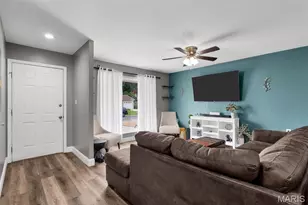 3256 Janton Ln, Saint Charles, MO 63301 - Photo 7