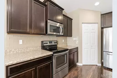 2909 Preston Woods Trail, O'Fallon, MO 63367 - Photo 7