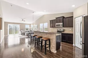 2909 Preston Woods Trail, O'Fallon, MO 63367 - Photo 9