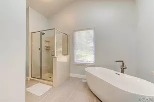 10825 Larkspur Dr, Saint Louis, MO 63123 - Photo 25
