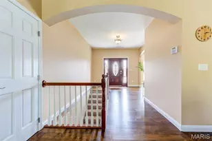 10825 Larkspur Dr, Saint Louis, MO 63123 - Photo 3