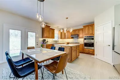 10825 Larkspur Drive, Saint Louis, MO 63123 - Photo 11