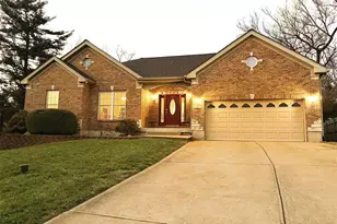 10825 Larkspur Dr, Saint Louis, MO 63123 - Photo 33