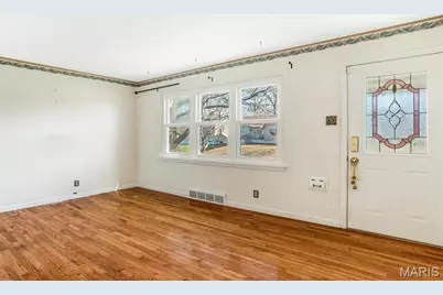 6437 Colletta Drive, Saint Louis, MO 63139 - Photo 5