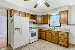 6437 Colletta Dr, Saint Louis, MO 63139 - Photo 9