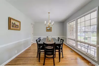 323 Chipley Circle, Ballwin, MO 63011 - Photo 9