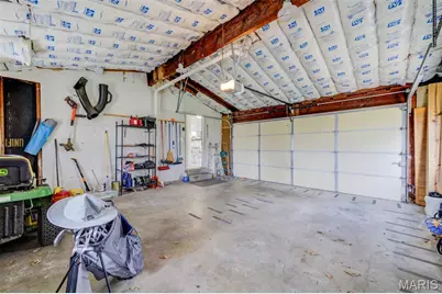 323 Chipley Circle, Ballwin, MO 63011 - Photo 41