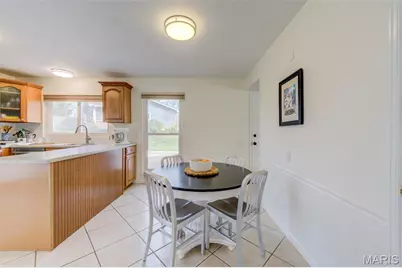 323 Chipley Circle, Ballwin, MO 63011 - Photo 13