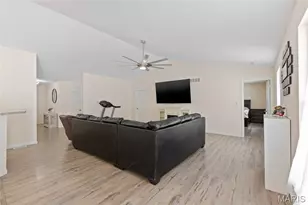 1109 Foxwood Estates Dr, Arnold, MO 63010 - Photo 11