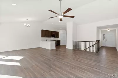 1057 Bloomfield Drive, Eureka, MO 63025 - Photo 7