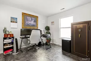 118 Towne Square Ct, Eureka, MO 63025 - Photo 17