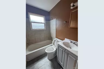 10418 Castle Drive, Saint Louis, MO 63136 - Photo 9