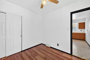 327 W Felton Ave, Saint Louis, MO 63125 - Photo 17